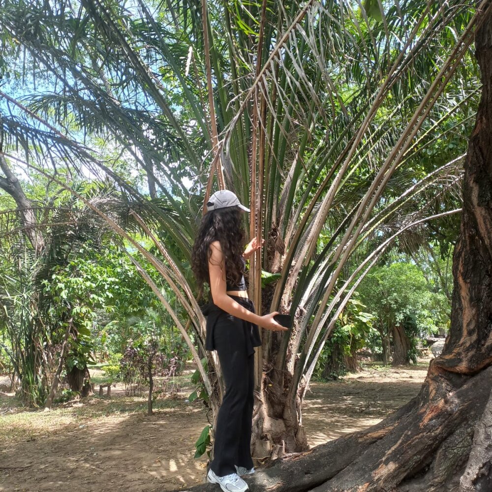 -Esmeralda — cam show live