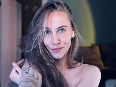 _Eva_Adama — cam show live