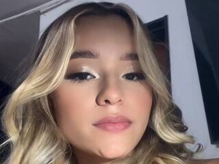 AaishaCollin — cam show live