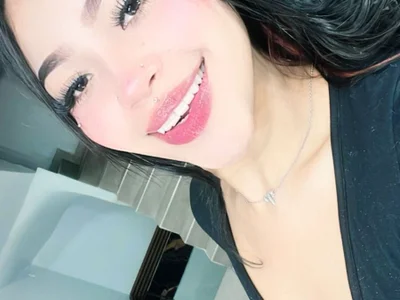 adhara__messY — cam show live