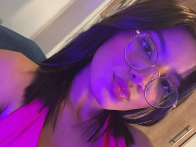 alana_rossetti — cam show live