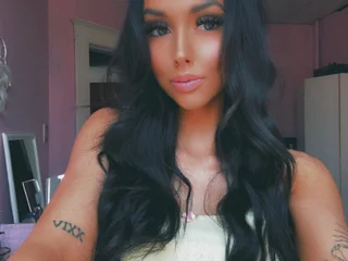 Alexaanne — cam show live