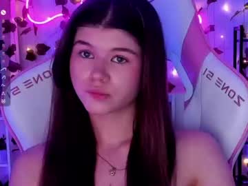 alice_tails — cam show live