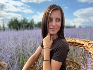 AlisAmaze777 — cam show live