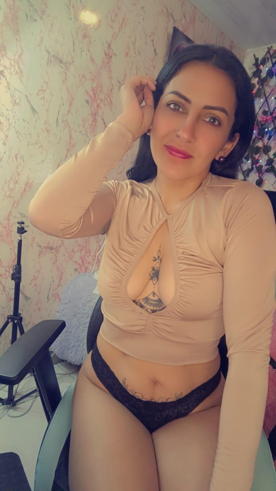 alma_blue — cam show live