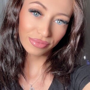 AlmaBell — cam show live