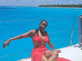 alys19 — cam show live