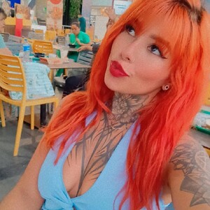 Amaia_Harris — cam show live