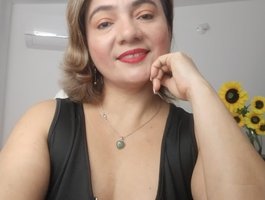 ana-milf — cam show live