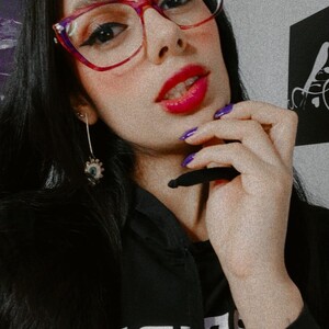 Anaiss_hot10 — cam show live