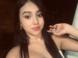 Analiaa18 — cam show live