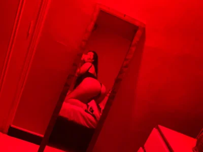 AntonellaQueenn — cam show live