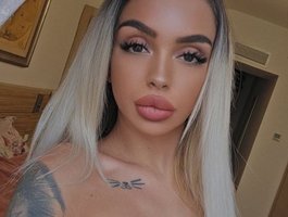AprilHadid — cam show live
