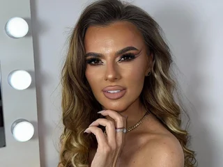 AprilXXS — cam show live