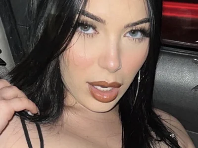 ariana28 — cam show live