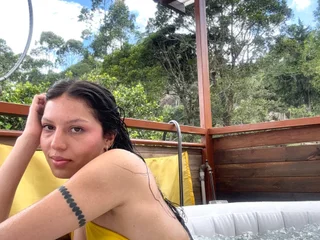 Ariana_CellFg — cam show live
