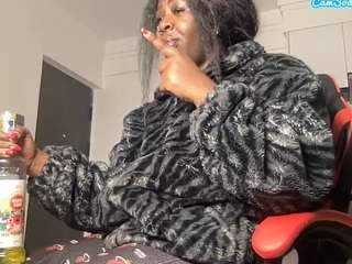Assiology — cam show live