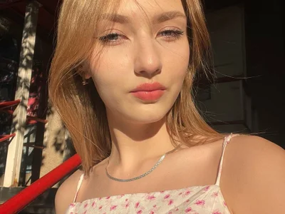 AveryBerkson — cam show live