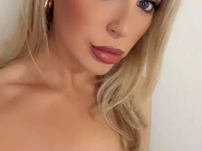 Babe_blond — cam show live
