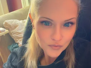 BabyGotBeck — cam show live