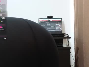 bbw_milf_4u — cam show live