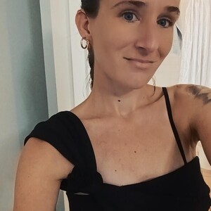 Bite_Size_Brat — cam show live