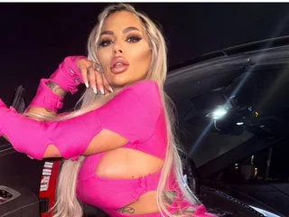 BlancheLuxee — cam show live