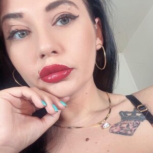 BlastBigTits — cam show live