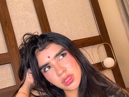 Blommlunaa — cam show live
