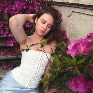 BlueFlowerr — cam show live