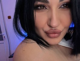 Boobzillaa — cam show live