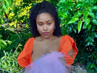 BrattyPrincessLivv — cam show live