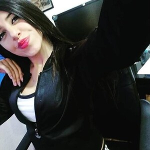Candy_mills — cam show live