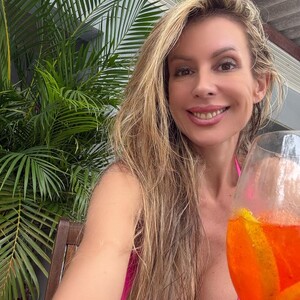 Carol_Ass — cam show live