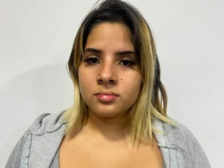 CharlotteThompson90 — cam show live