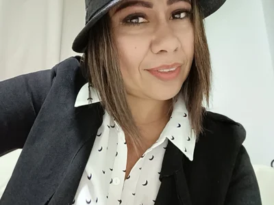 chiky_sonrisa — cam show live