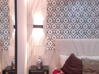Chloe-Brm — cam show live