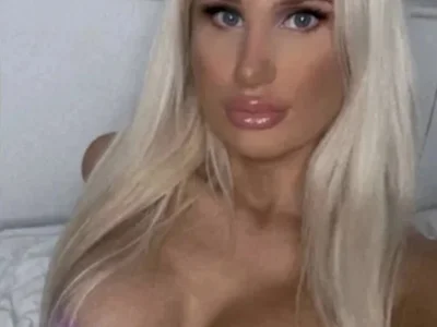 ChloeFerrari — cam show live