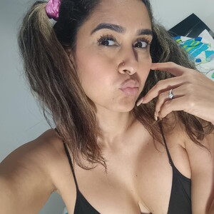 chukbigtits — cam show live