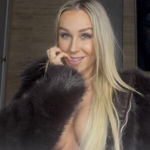 CocoMia — cam show live