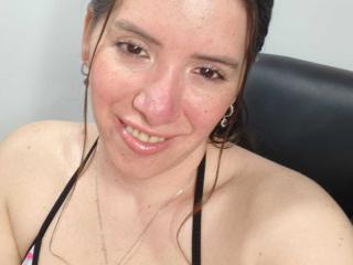 CoffeeCaress — cam show live