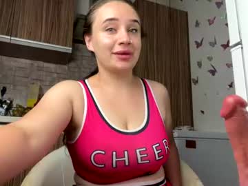 curvybombb — cam show live