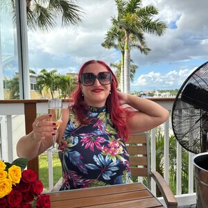CURVYMILF46 — cam show live