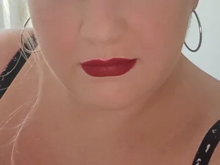 Curvyy_Lola — cam show live