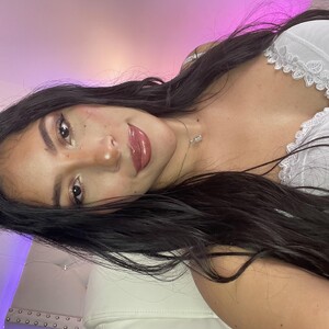 Daniela_Henao — cam show live