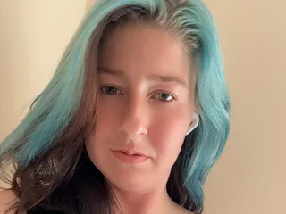 DarlingDee96 — cam show live