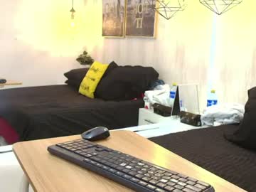 debora_shine — cam show live