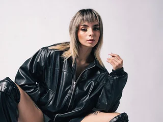 Diavalo — cam show live