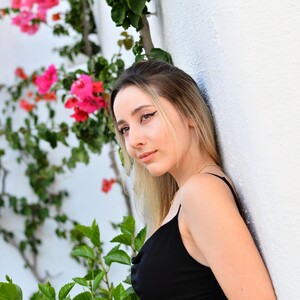 DinasLibrary — cam show live