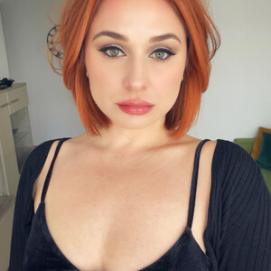 Domme_Ruby — cam show live